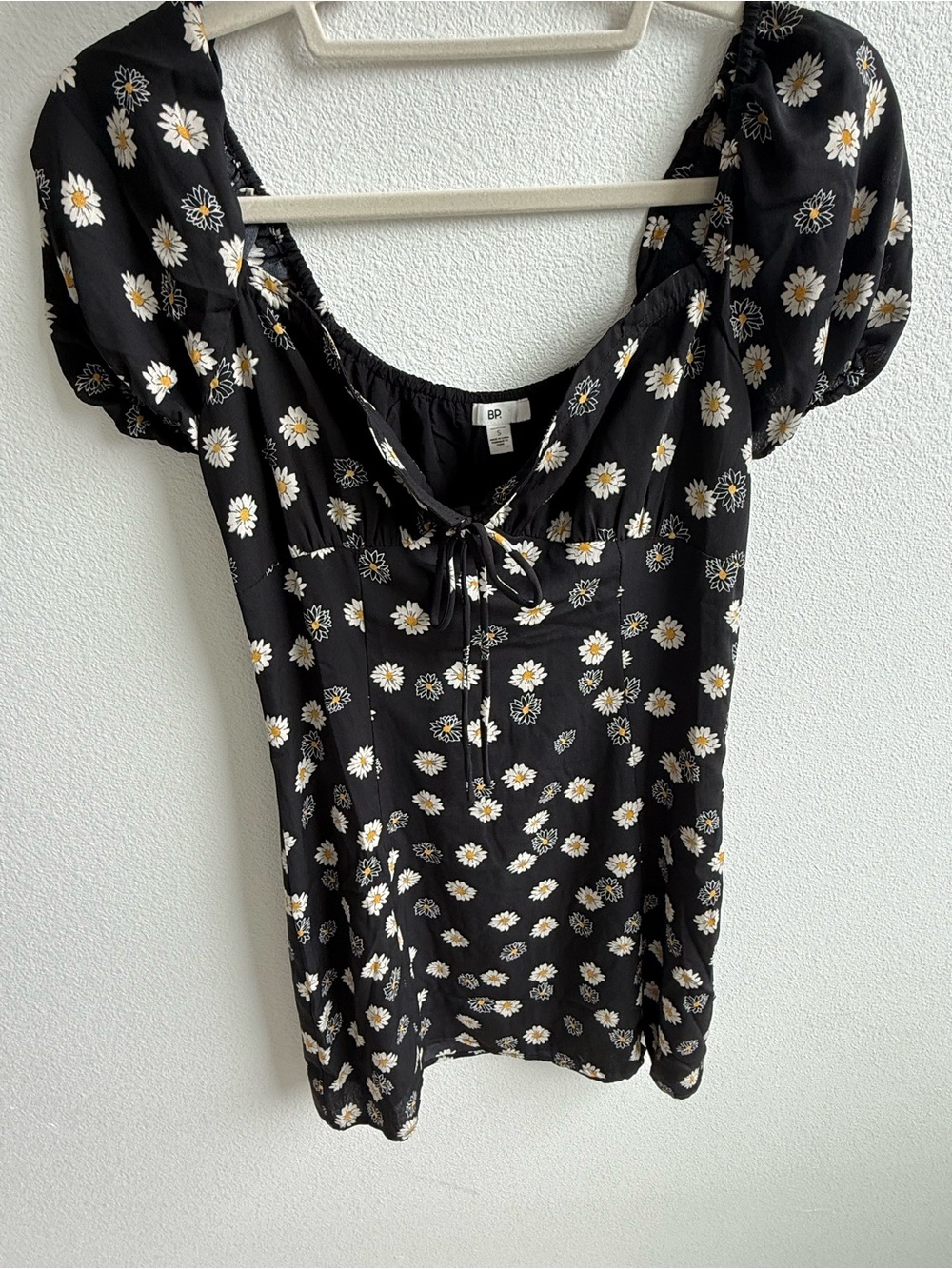 Nordstrom BP Black Daisy Print Puff Sleeve Dress